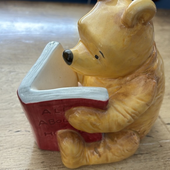Vintage Disney Winnie—the-Pooh ceramic piggy bank - Picture 7 of 7